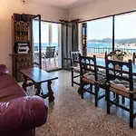 GRIFEU 05 Apartamento luminoso con terraza y vistas al mar