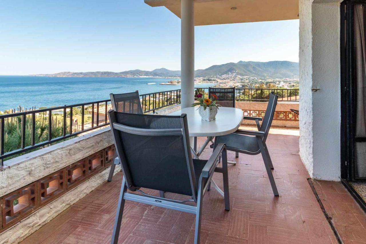 Apartamento Grifeu 05 Luminoso Con Terraza Y Vistas Al Mar